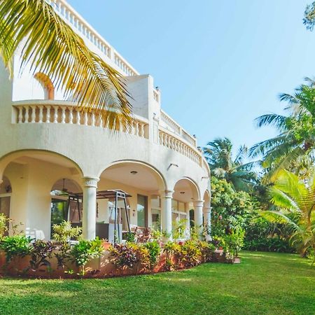 Saffronstays La Casa Maestro, Kashid - Spanish-Style Luxury Villa Near Kashid Beach Buitenkant foto