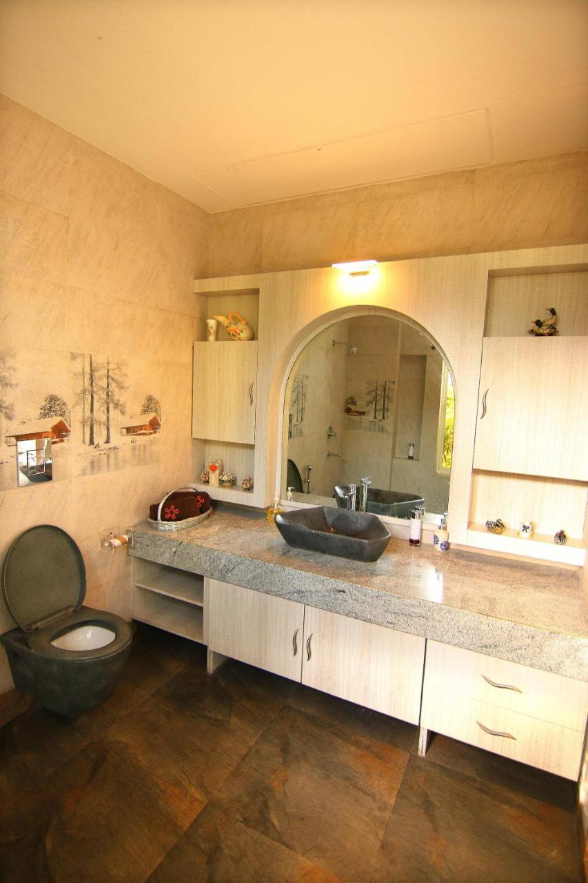 Saffronstays La Casa Maestro, Kashid - Spanish-Style Luxury Villa Near Kashid Beach Buitenkant foto
