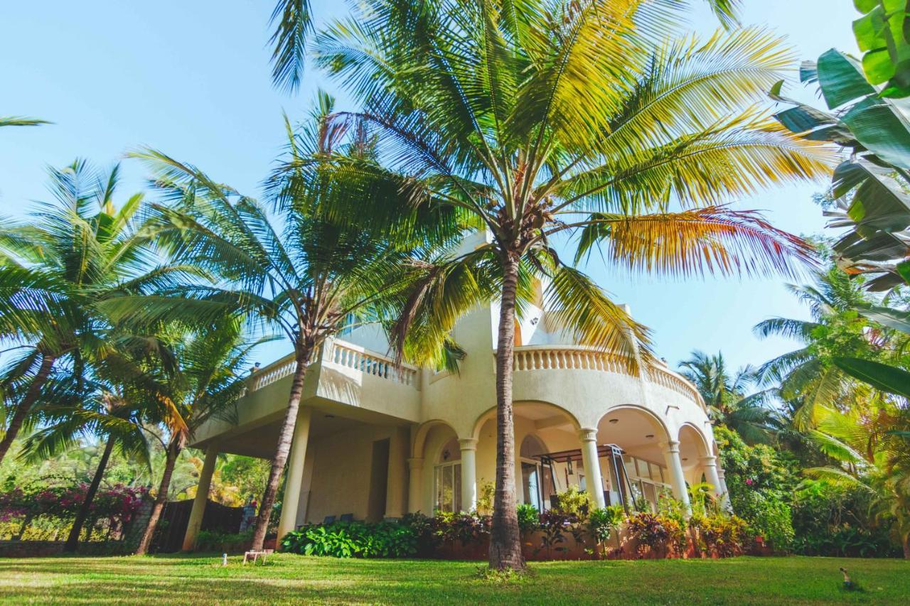 Saffronstays La Casa Maestro, Kashid - Spanish-Style Luxury Villa Near Kashid Beach Buitenkant foto